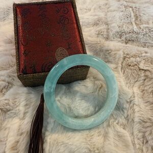 Xiu Natural Jade Bangle